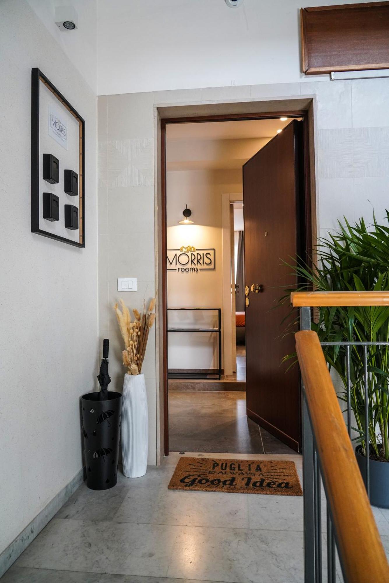 Morris Rooms Бари Экстерьер фото
